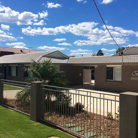 Bottletree Apartments On Garget Toowoomba Szoba fotó